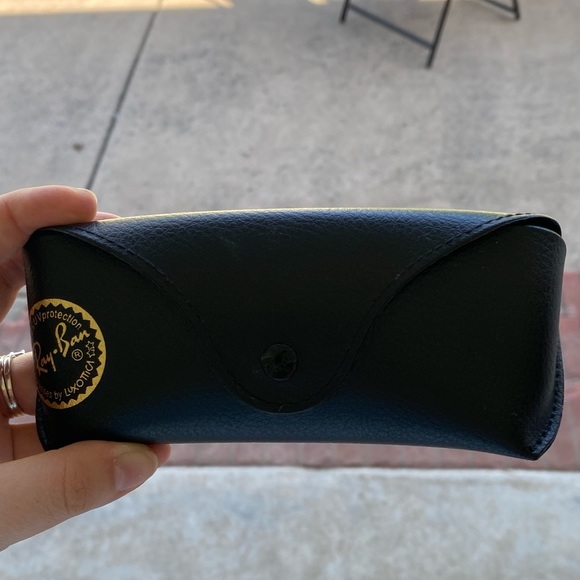 Rose Gold Ray-Ban Aviators - Picture 3 of 3